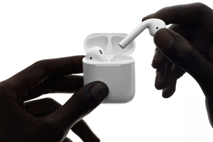 iPhone Airpods